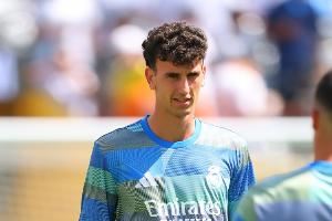 皇马跟队：雅各布-拉蒙转会科莫已接近完成，仅剩少量细节待敲定